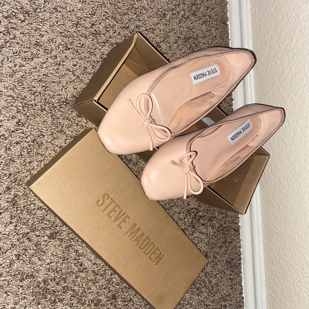 Steve Madden Pink Flats